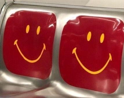 幽默吃娱乐圈瓜文案,幽默文案揭秘明星幕后趣事